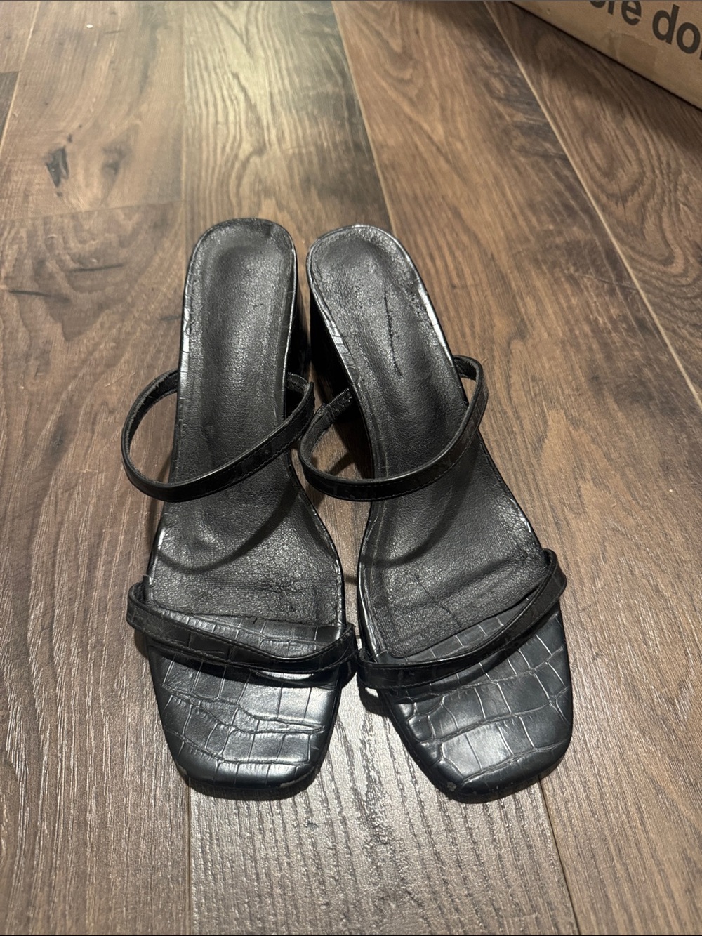 Black Strappy sandal heel